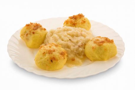 Bramborove-sisky-plnene-uzenym-masem-a-zelim